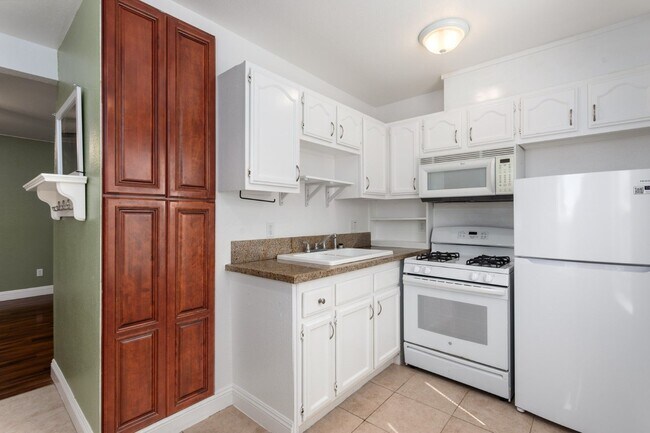 Foto del edificio - Remodeled 2 bed, 2 bath unit in Midtown