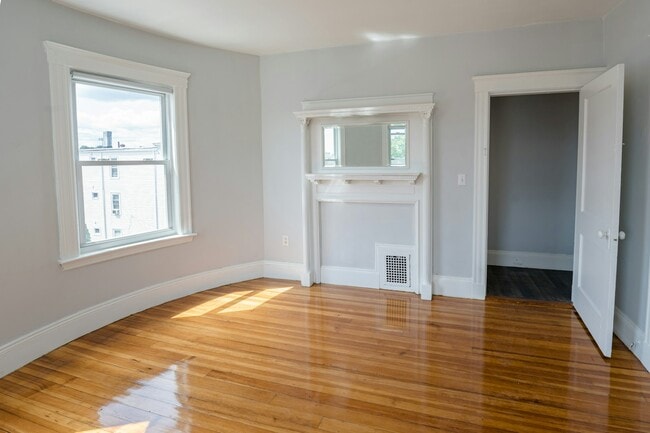 Building Photo - 15 Faulkner St