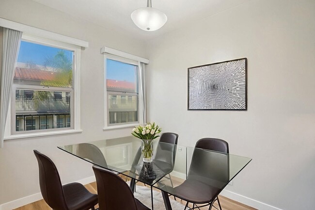 Building Photo - Ladera Apartments