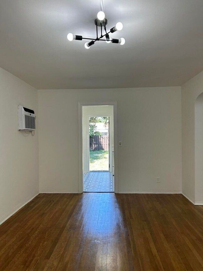 Foto del edificio - 411 54th St