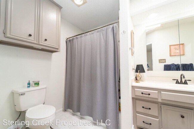 Building Photo - 3 br, 2 bath House - 5738 96th Street
