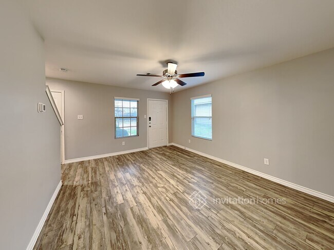 Foto del edificio - 123 E Kirnwood Dr