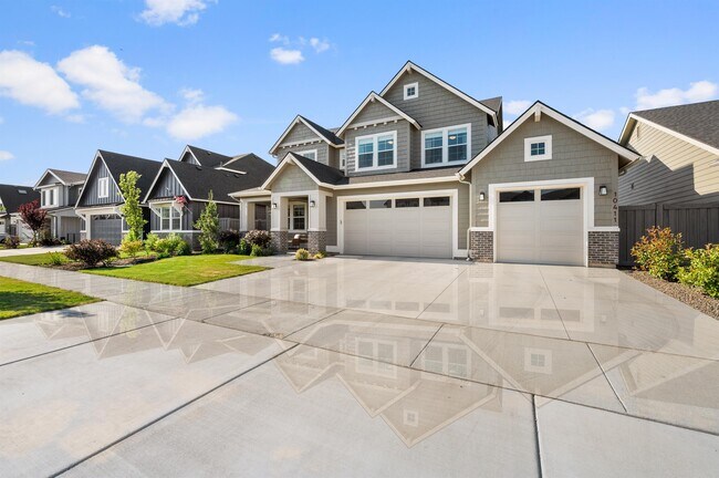 Building Photo - 10411 Hazy Gln Dr