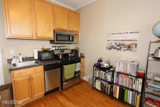 Foto del edificio - 4452 N Ashland Ave