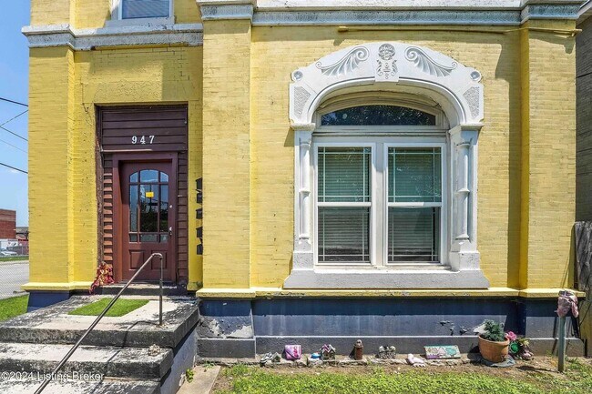 Foto del edificio - 947 S Brook St