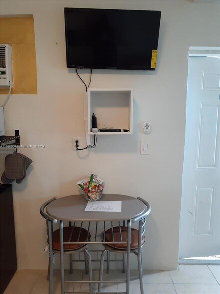 Foto del edificio - 2306 Sunshine Boulevard