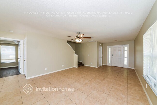 Foto del edificio - 10710 Lakeside Vista Dr