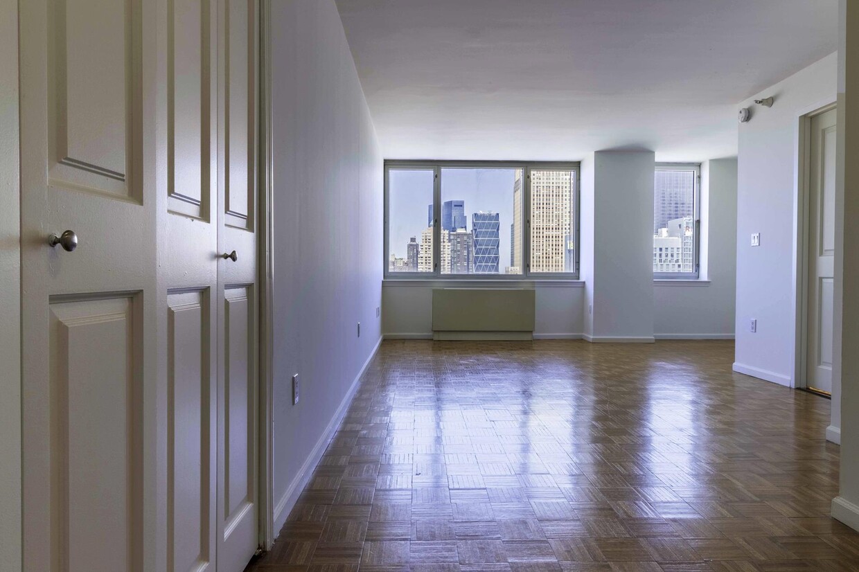 Foto del edificio - 350 West 43rd Street