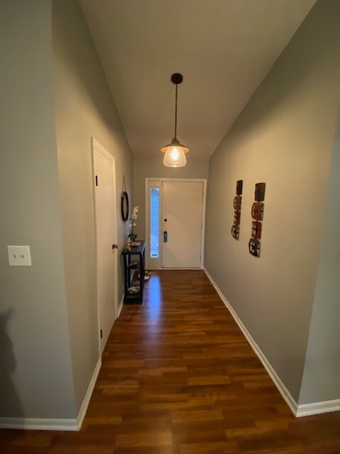 Building Photo - 8021 Clayburn Ct