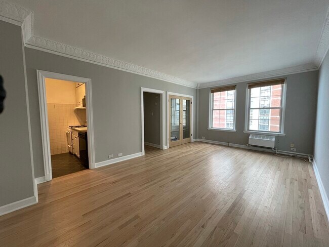 Foto del edificio - 6101 N Sheridan Rd