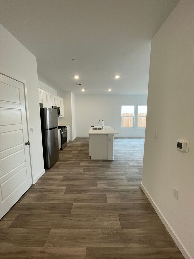 Foto del edificio - Stunning 3-Bed, 2-Bath Lennar Home in Fresno – Your Dream Home Awaits!