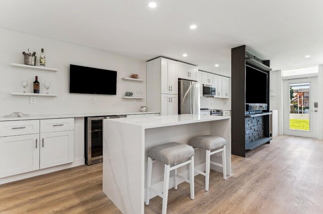 Foto del edificio - 108 Paradise Harbour Blvd
