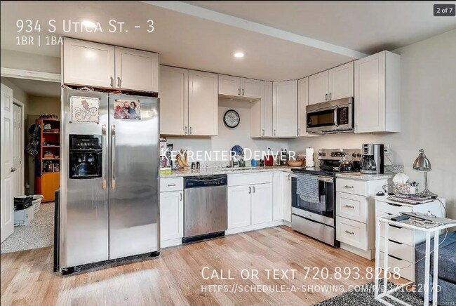 Foto del edificio - Charming 1-Bedroom Home with Garage Parkin...