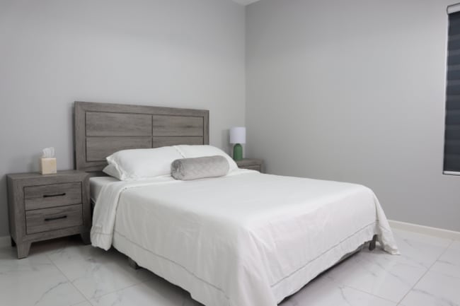 Foto del edificio - 1200 Country Club Dr