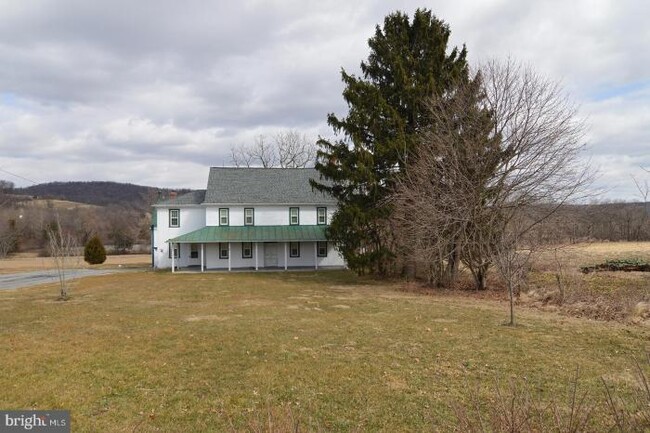 Foto del edificio - 4 bedroom in Oley PA 19547