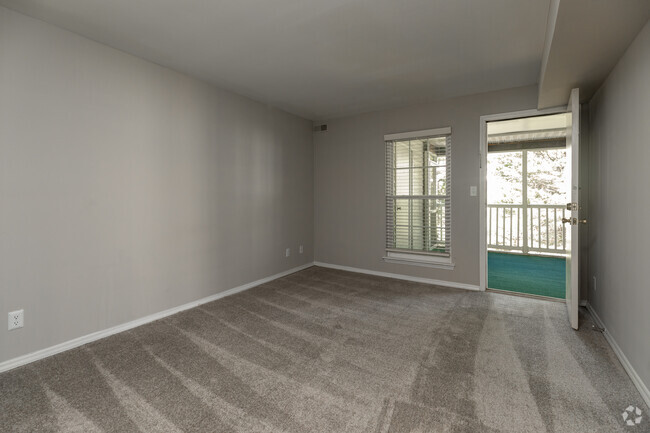 3BR, 2BA - 1,430SF First Bedroom - Huntington Apartments