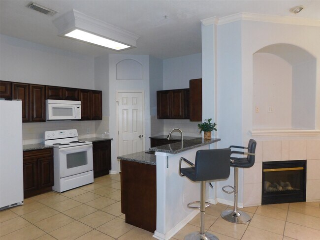 Foto del edificio - 2710 Grants Lake Blvd