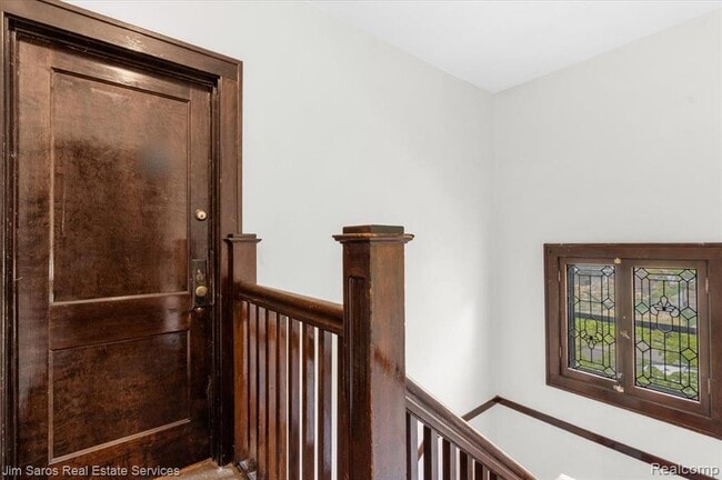 Foto del edificio - 981 Beaconsfield Ave