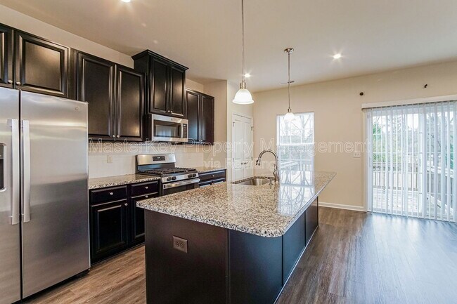 Foto del edificio - 945 Arnold Place Dr