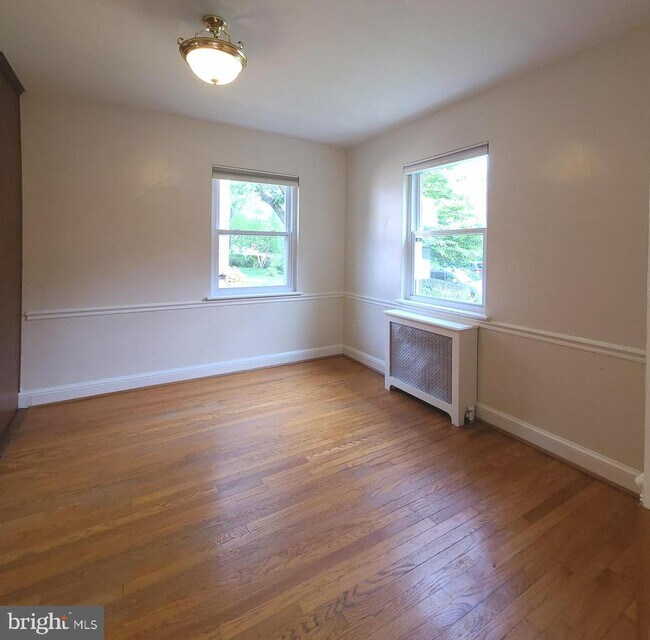 Foto del edificio - 3225 6th St S