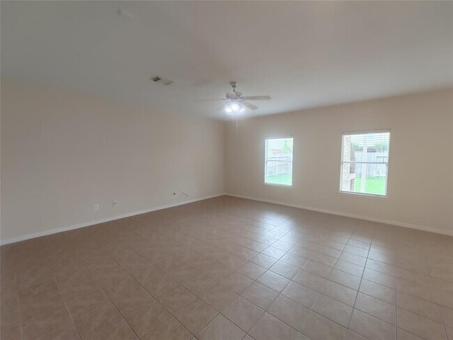 Foto del edificio - 21522 Kingston Terrace Ln