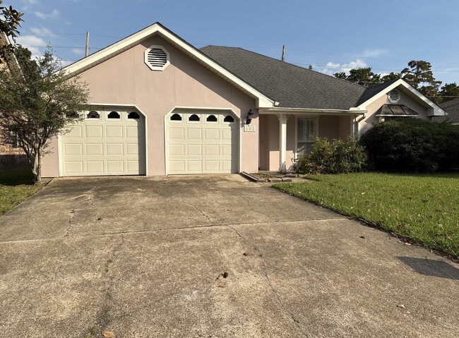 Foto del edificio - 182 Dunleith Dr