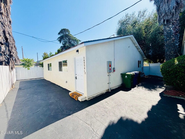 Building Photo - 14756 Lemay St