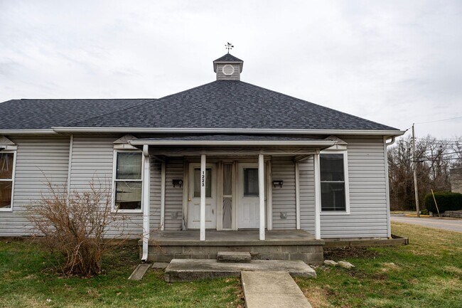 Foto del edificio - 1223 W 11th St