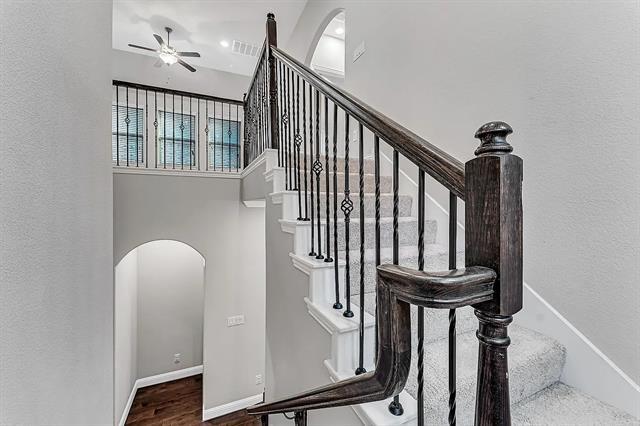 Building Photo - 7023 Mammoth Dr