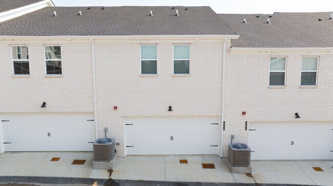 Foto del edificio - Atrium Harbor Spring Unit 405
