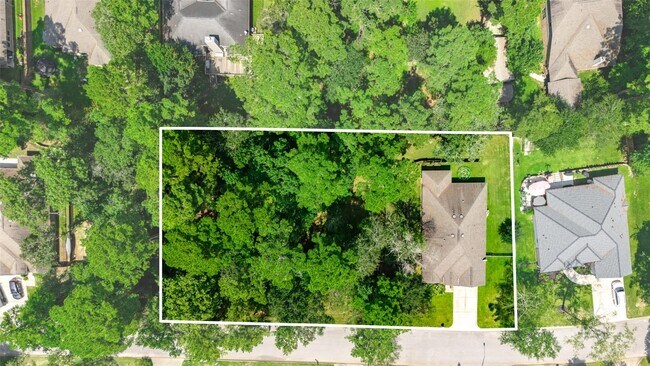 Building Photo - 9023 S Comanche Cir