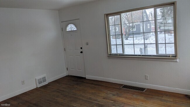 Foto del edificio - 3 br, 2 bath House - 1644 East Lacrosse Av...
