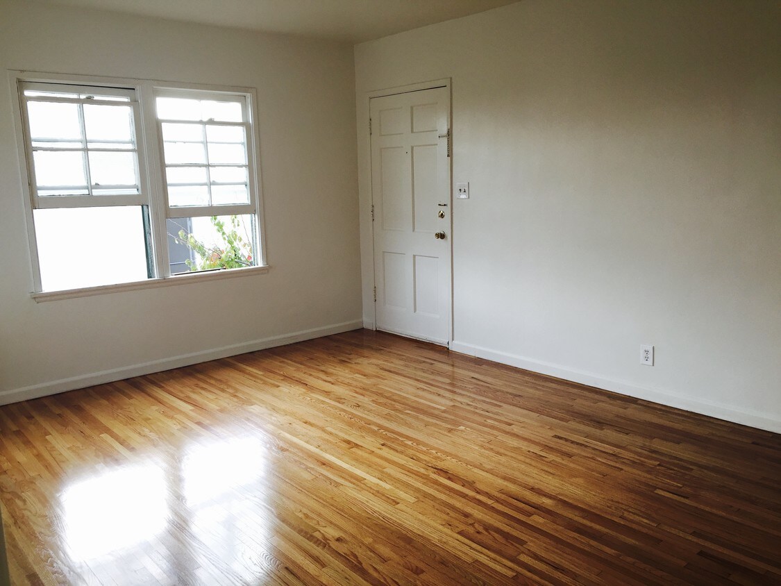 Nueva Pisos de madera noble - 1211 Ocean Park Blvd