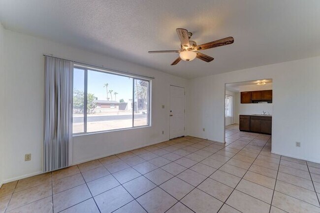 Foto del edificio - READY TO VIEW NOW! 3 Bedroom/ 2 Bath with ...