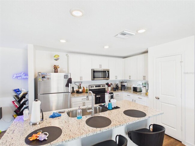 Foto del edificio - 5194 Sailor Rd