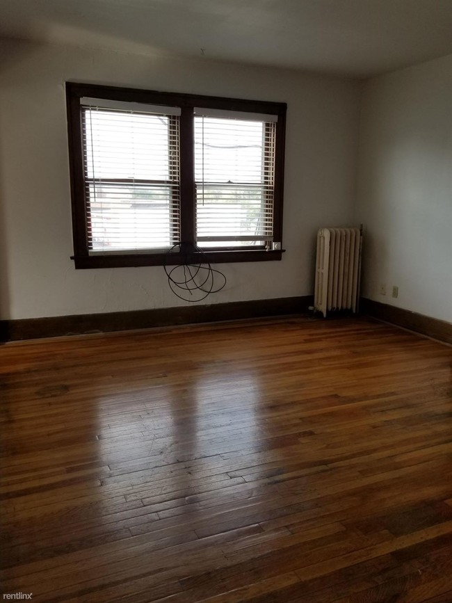 Foto del edificio - 1 br, 1 bath Apartment - 1391 W Sylvania Ave