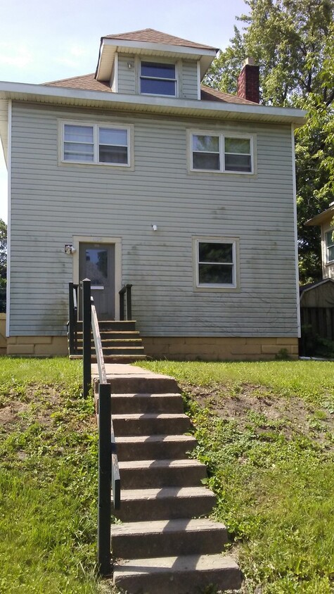 Foto principal - 425 E 16th Ave
