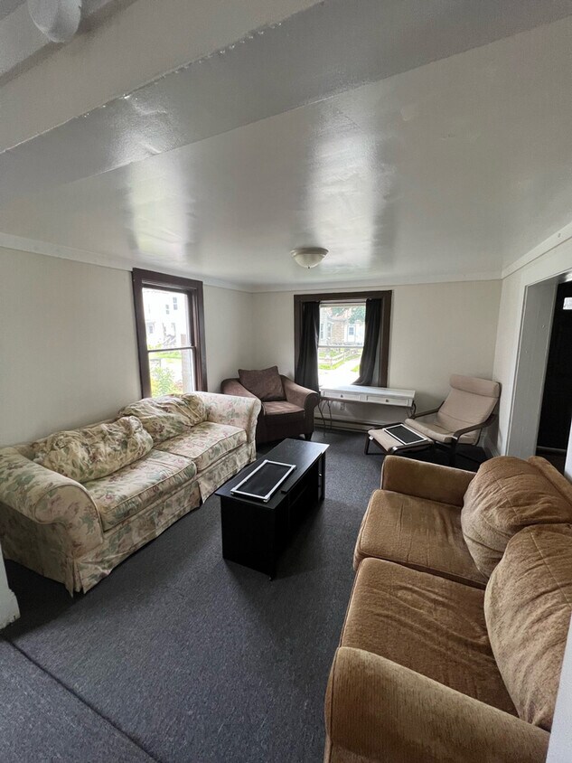 9 William St Unit 101, Plattsburgh, NY 12901 Apartments in