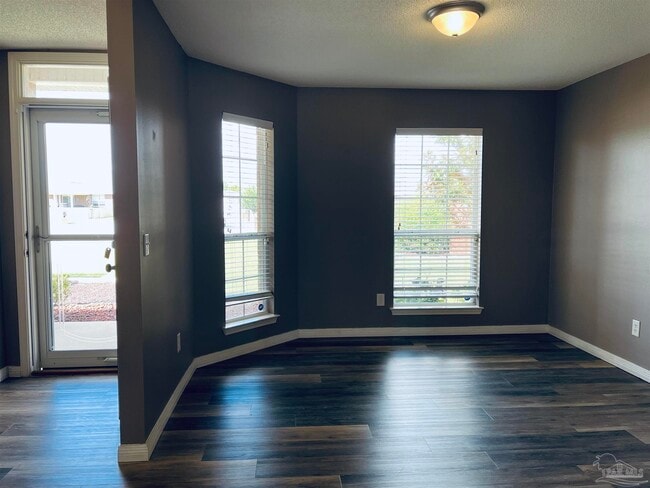 Building Photo - 5498 Keel Dr