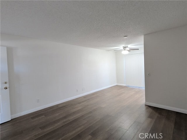 Building Photo - 975 W Devonshire Ave