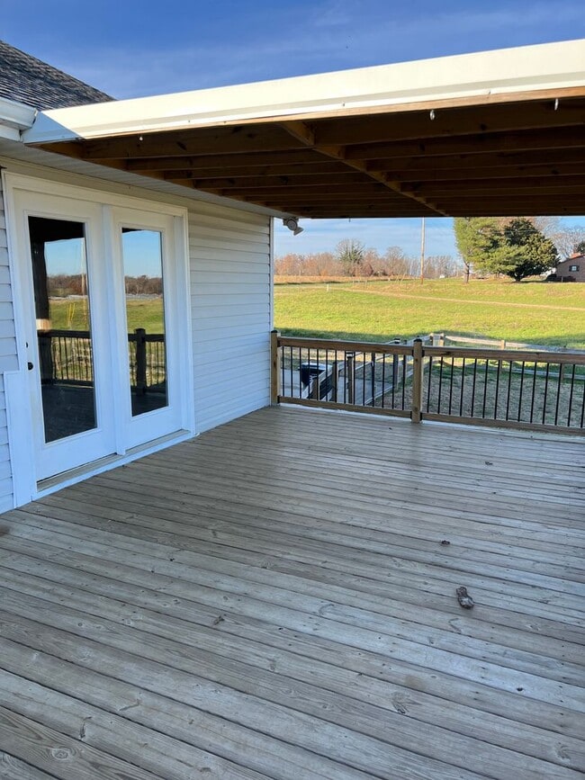 Foto del edificio - Cool Springs  - 4 BR / 2 BA