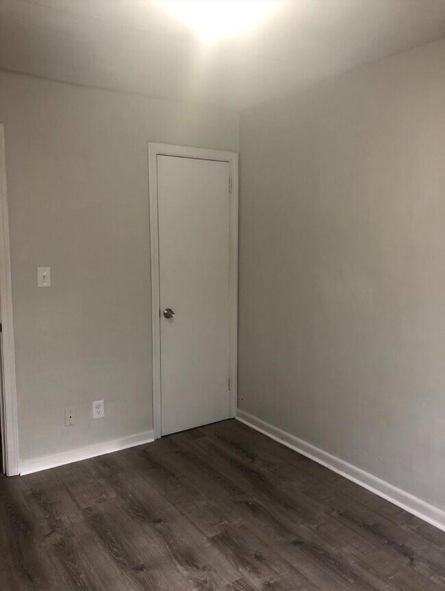 Foto del edificio - 1252 Norview Ave