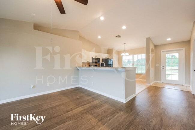 Foto del edificio - 1145 Edgewood St E