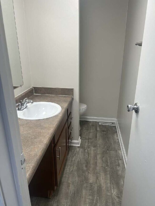 Interior Photo - ESTATES ON MAIN