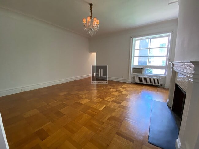 Building Photo - AMAZING 1 BR APARTMENT! WON’T LAST!! NO BR...