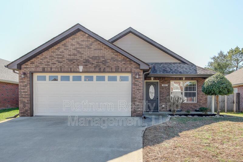 982 Culverson Ct, Clarksville, TN 37040 House Rental in Clarksville