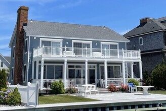 Building Photo - 1118 Barnegat Ln