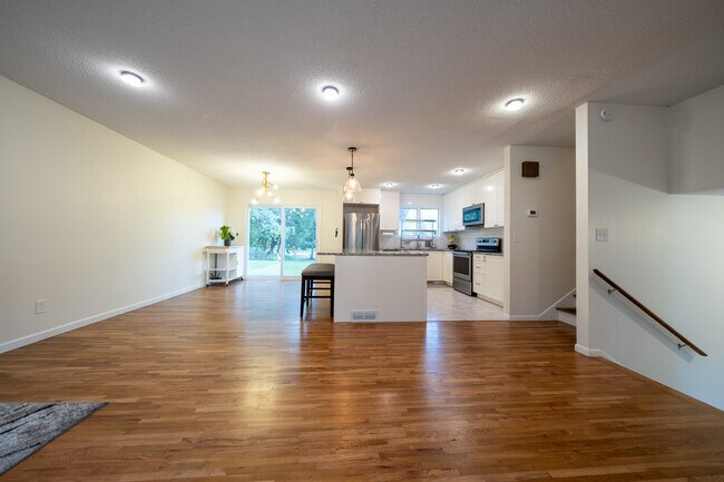 Foto del edificio - 6359 131st St Ct
