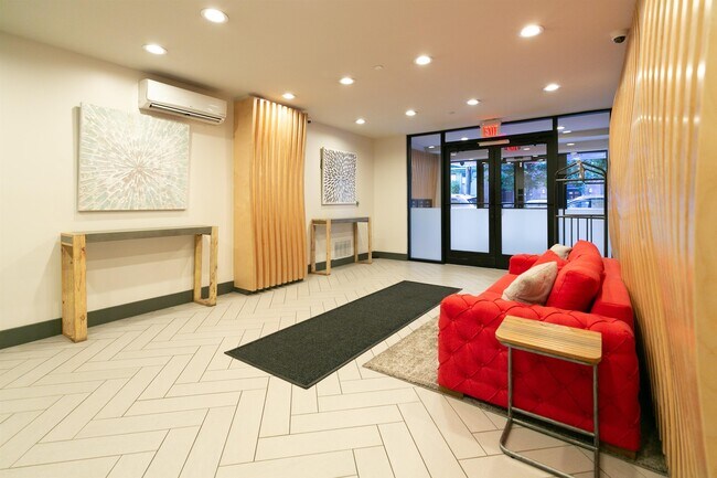 Foto del edificio - 502 Madison St