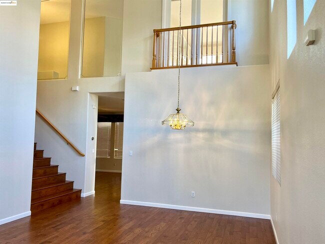 Foto del edificio - 861 Orchid Ct